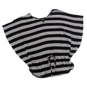 Bwear Girl Top with batwing sleeves size medium